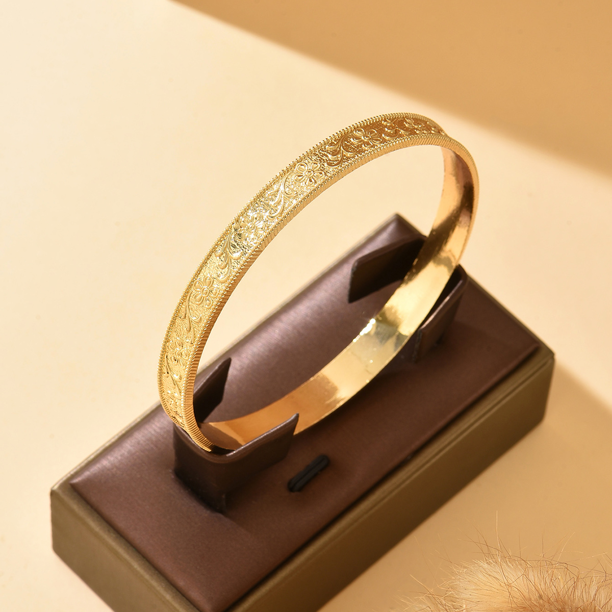 Golden Bride Hand Accessory wi - Men Accessories Wrist ulasan dan harga